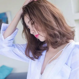 周兰献日三部曲顺序
